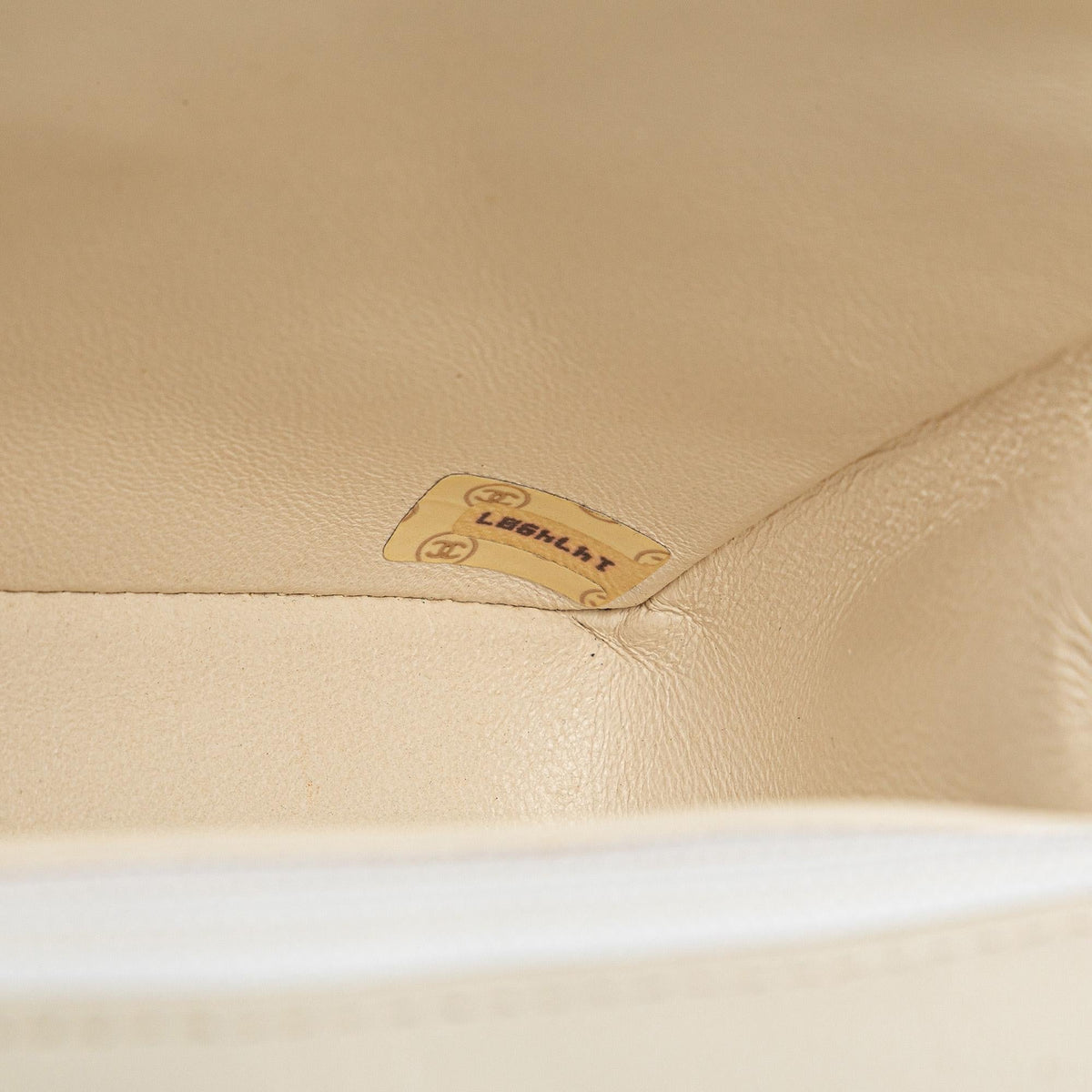 Chanel Mini Square Classic Lambskin Single Flap (SHG-VMgnRl)