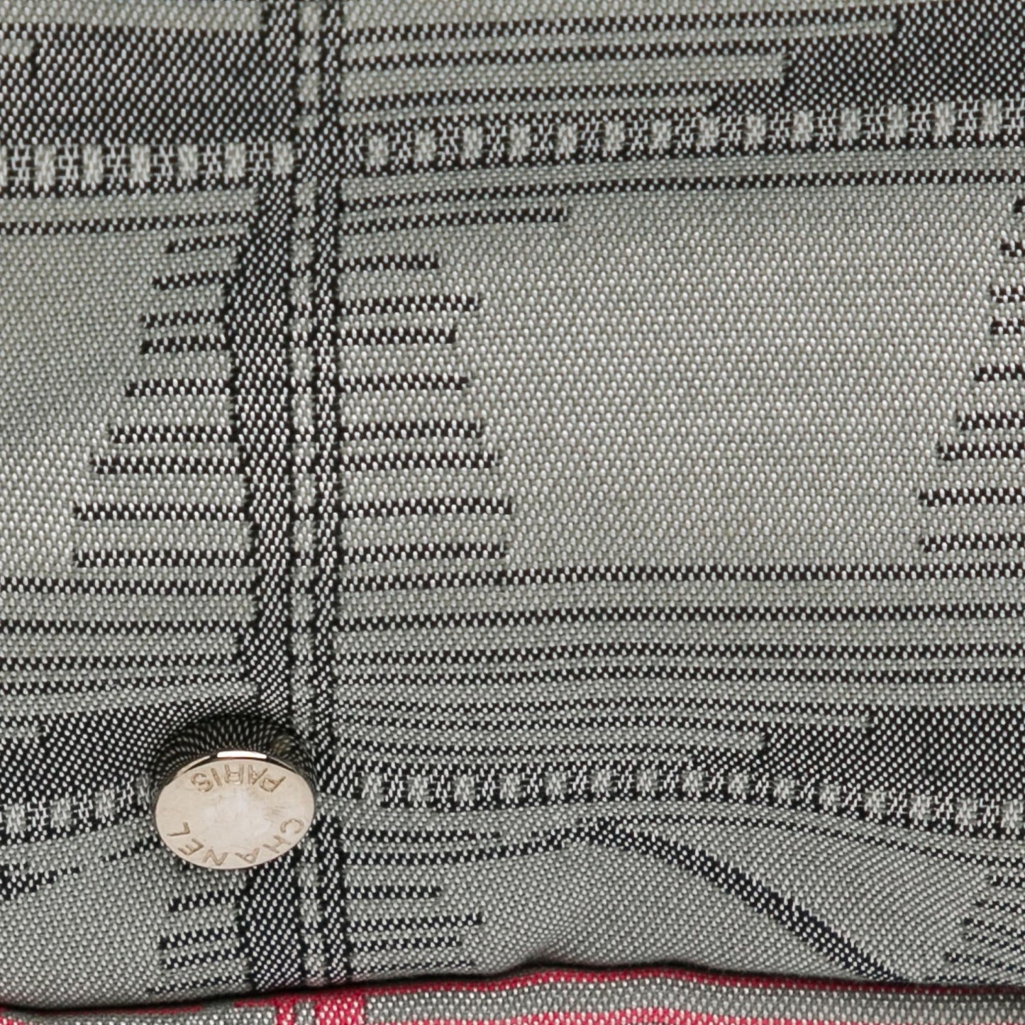 Chanel New Travel Line Bicolor Nylon Tote (SHG-ay6wPX)