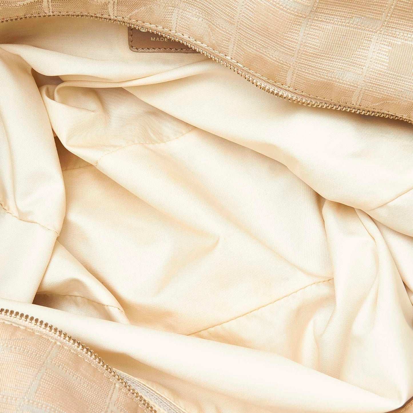 Chanel New Travel Line Canvas Tote Bag (SHG-28599)