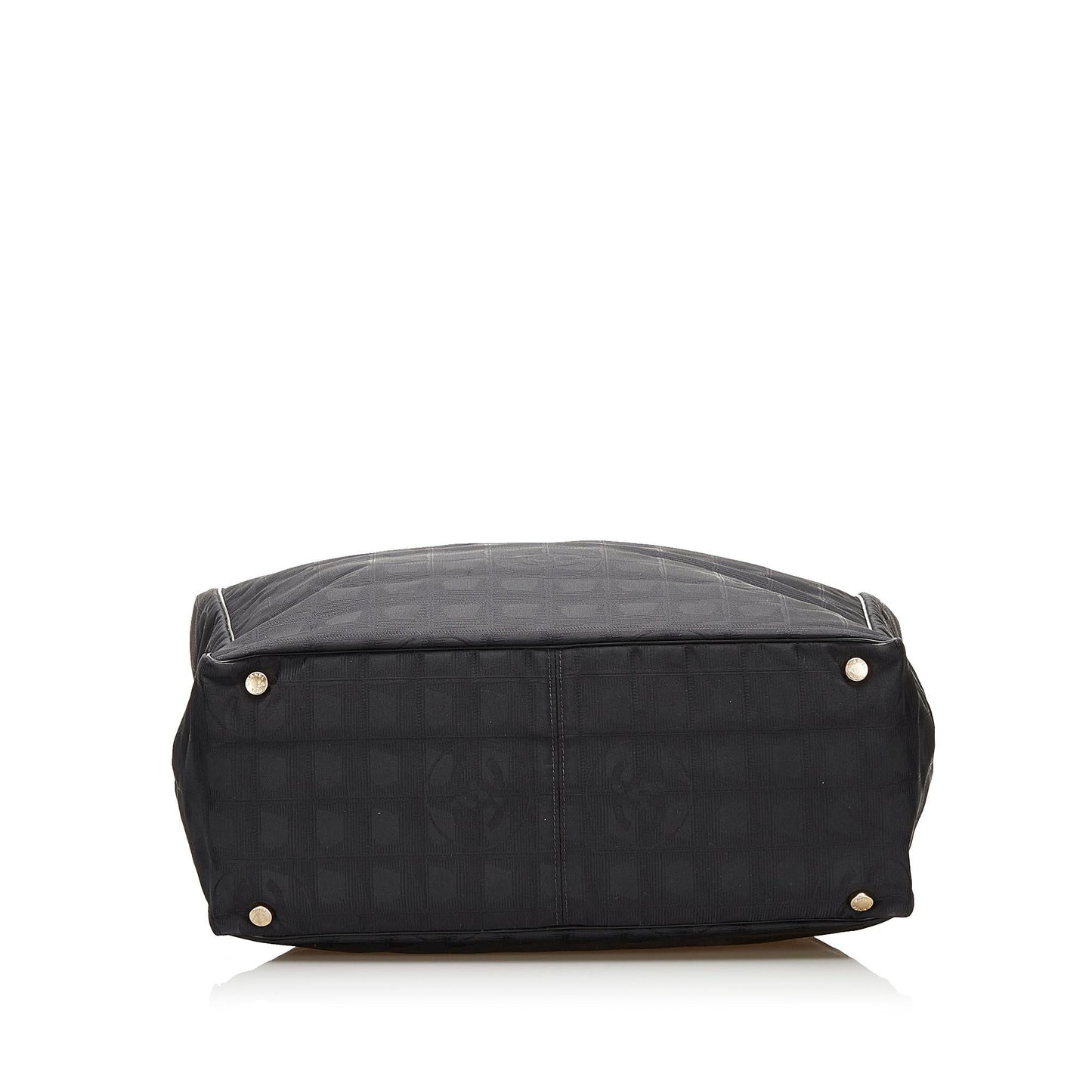 Chanel New Travel Line Tote (SHG-35246)