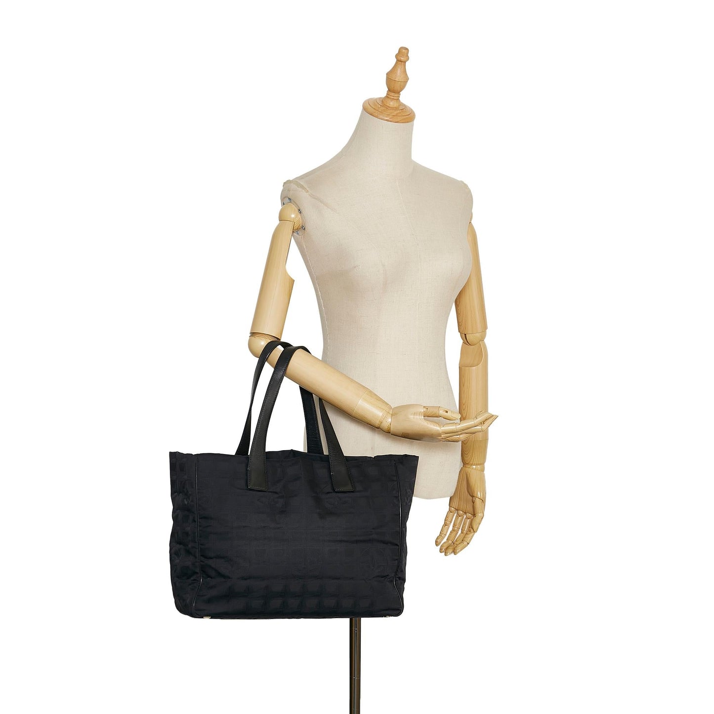 Chanel New Travel Line Tote (SHG-35246)