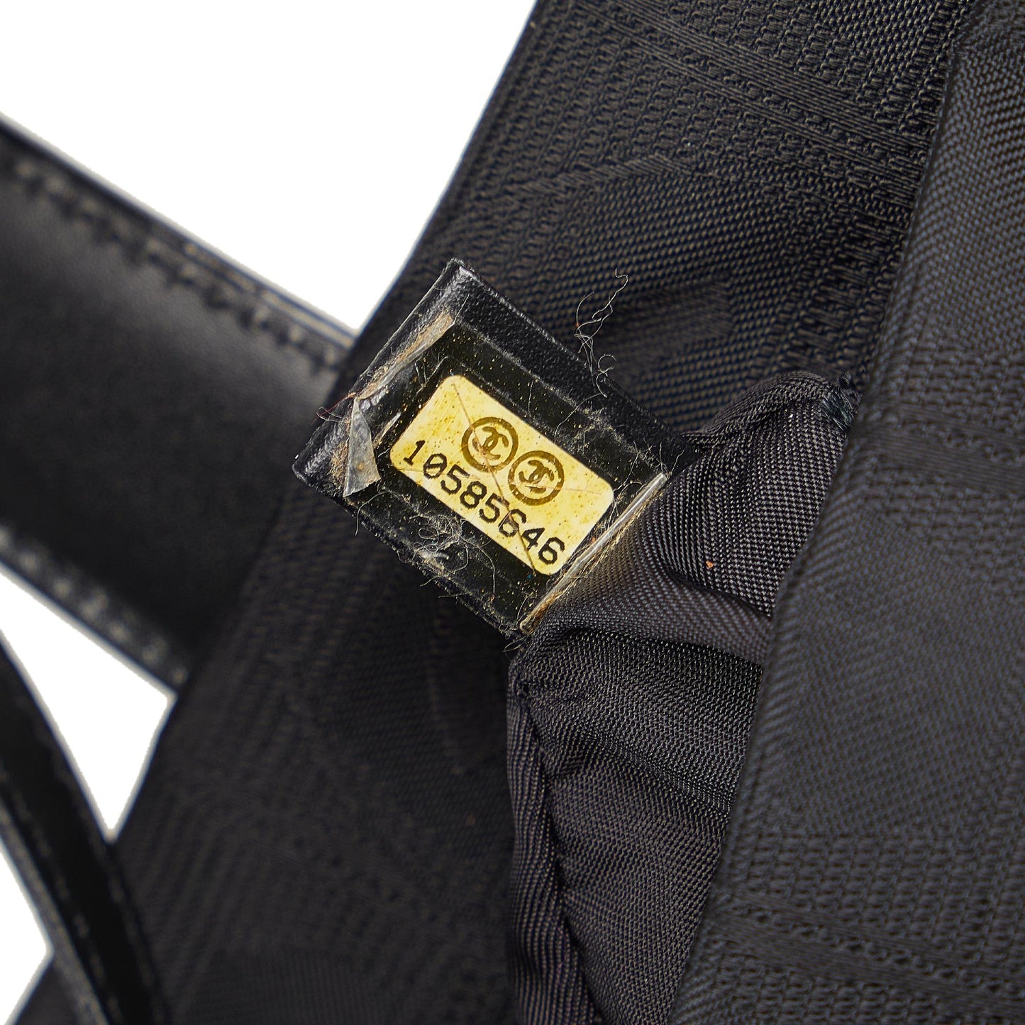 Chanel New Travel Line Tote (SHG-i4J9zq)