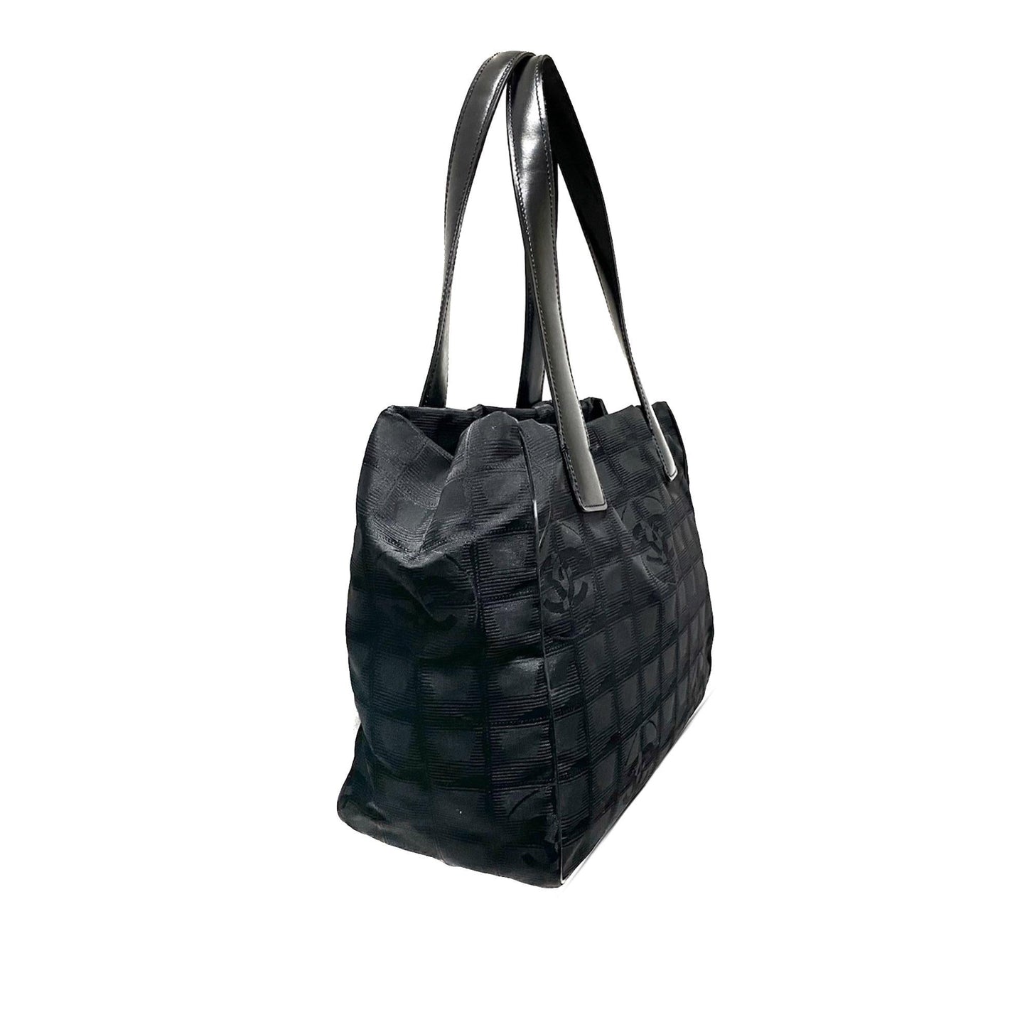 Chanel New Travel Line Tote (SHG-e9VRGA)