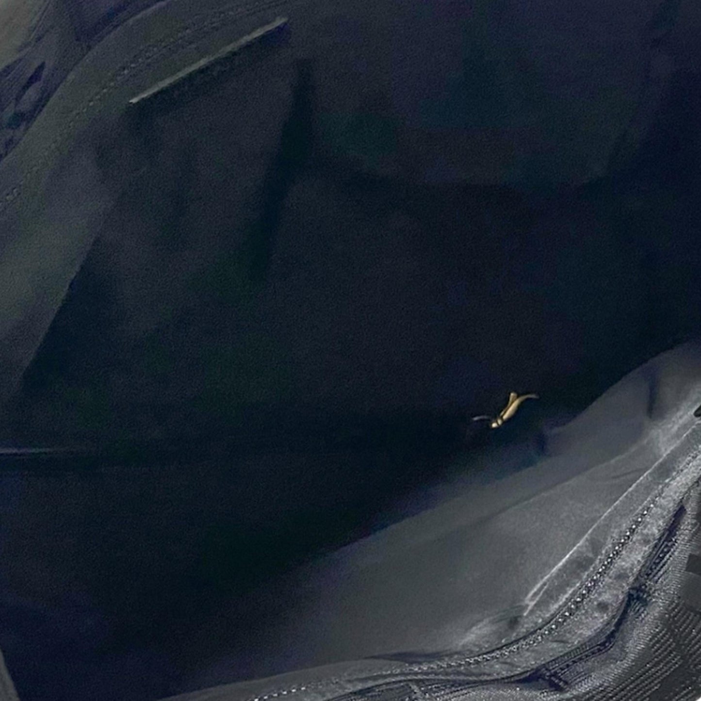 Chanel New Travel Line Tote (SHG-e9VRGA)