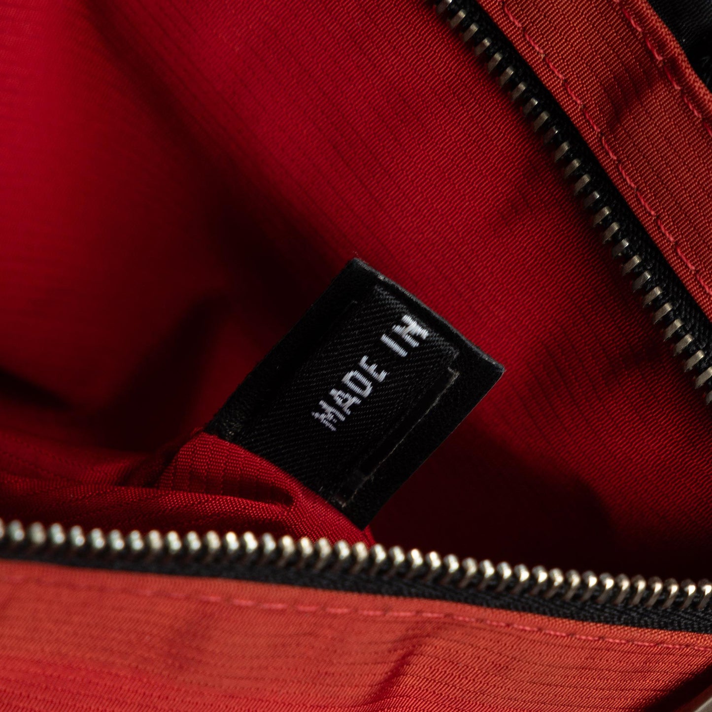 Chanel Old Travel Line Tote (SHG-NPSbAO)