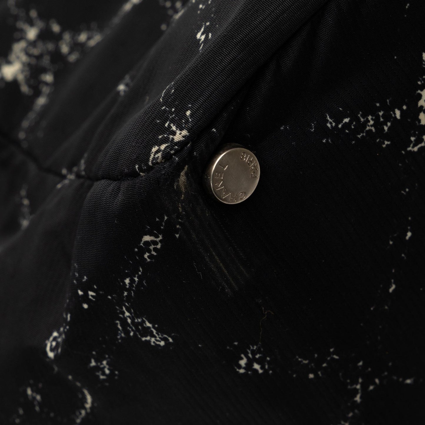 Chanel Old Travel Line Tote (SHG-NPSbAO)