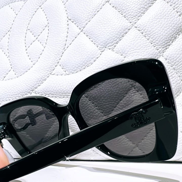 CHANEL OVERSIZED SUNGLASSES BLACK