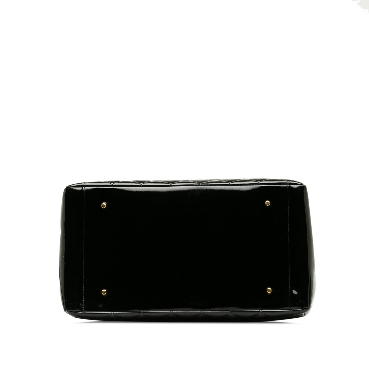 Chanel Patent Grand Shopping Tote (SHG-QBf2Cd)