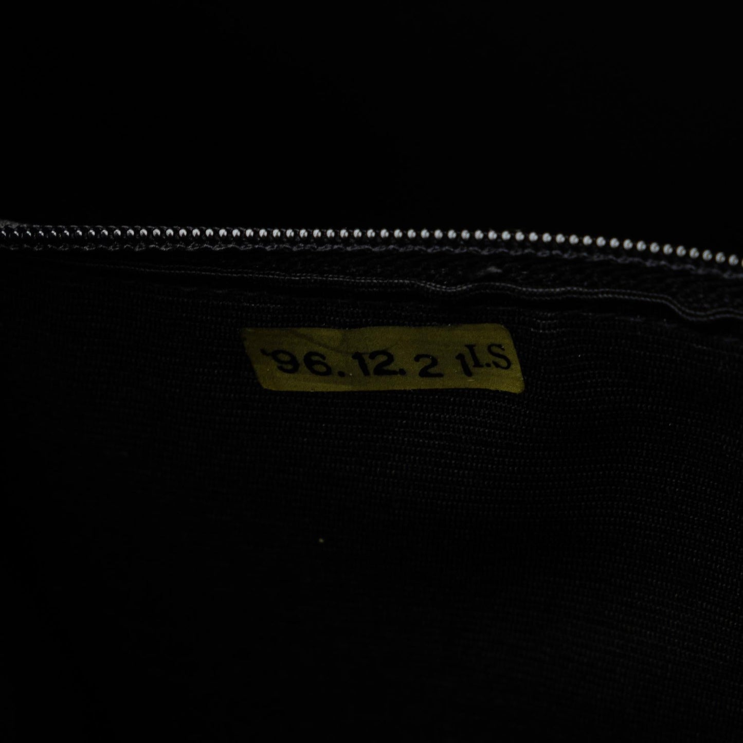 Chanel Patent Grand Shopping Tote (SHG-QBf2Cd)