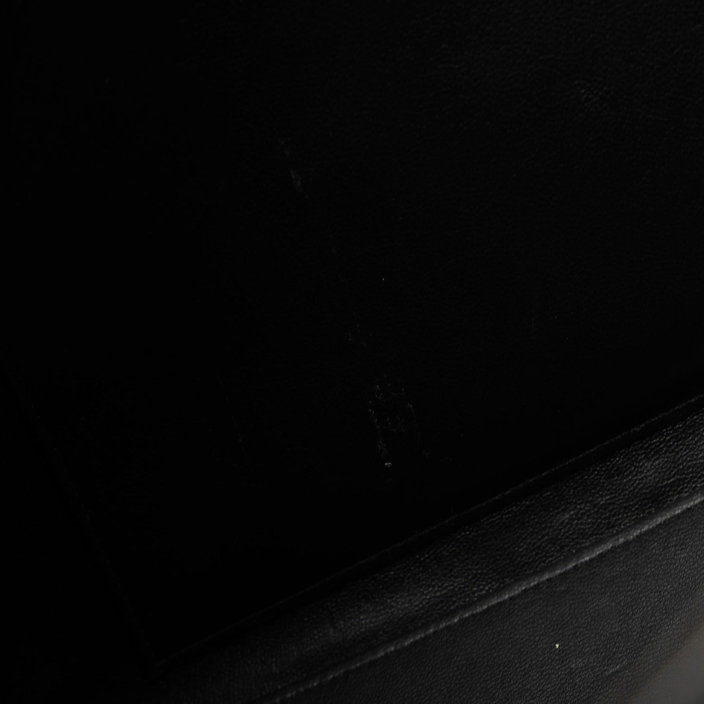 Chanel Patent Grand Shopping Tote (SHG-QBf2Cd)