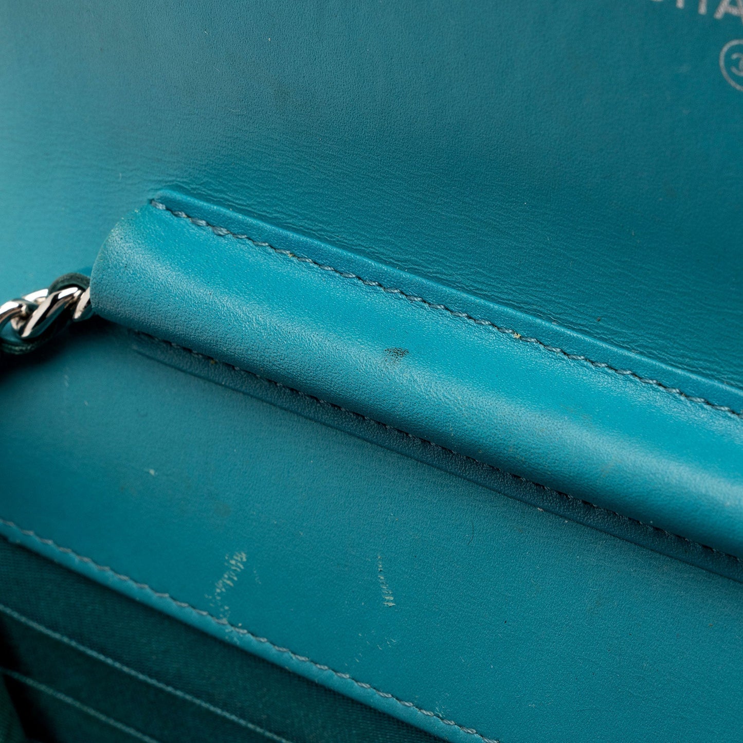 Chanel Patent Leather Boy Wallet on Chain (SHF-ZZnKzy)