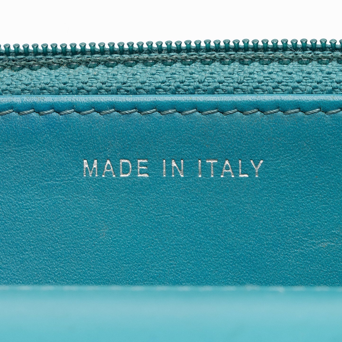 Chanel Patent Leather Boy Wallet on Chain (SHF-ZZnKzy)