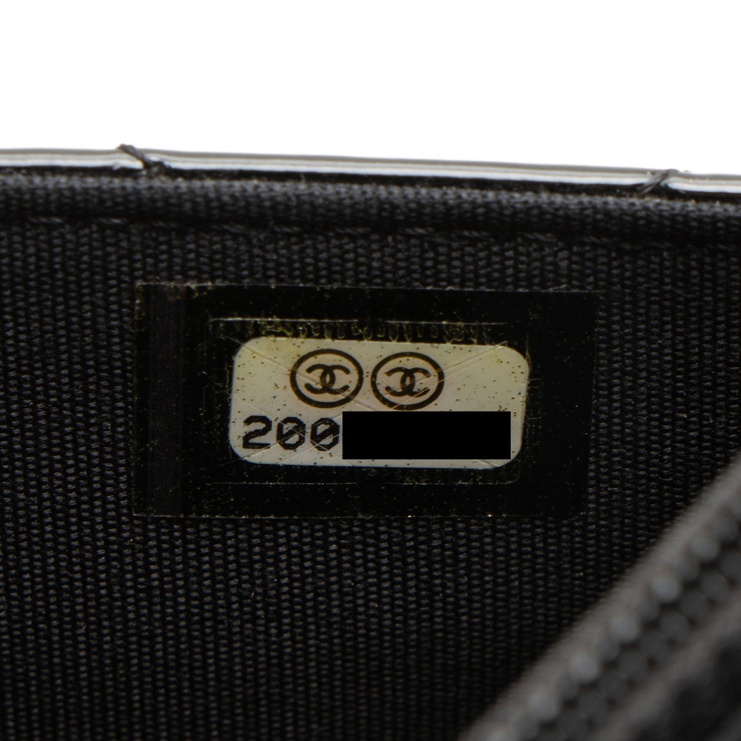 Chanel Patent Leather Classic Wallet on Chain (SHF-jbforv)