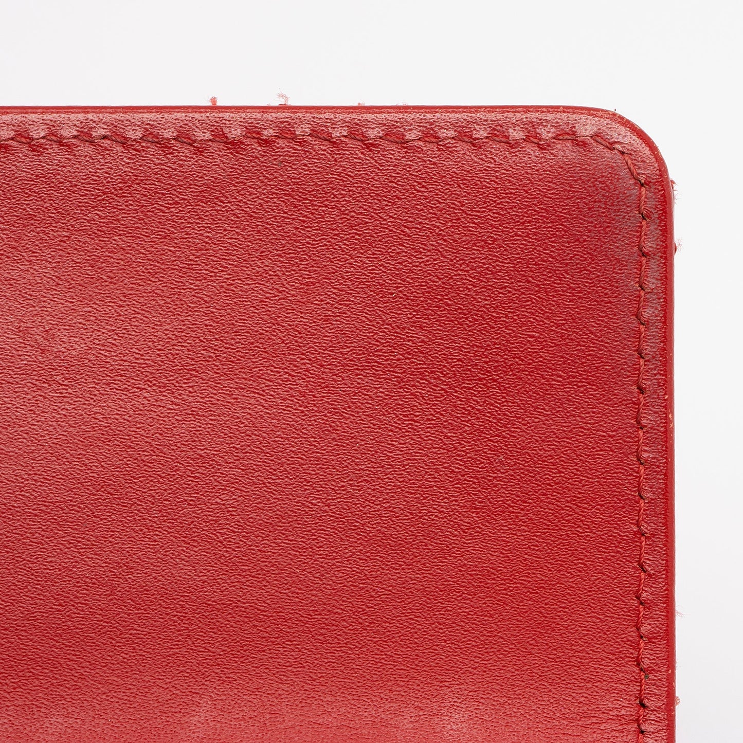 Chanel Patent Leather Diamond Stitch Flap Wallet (SHF-Ql4n4i)