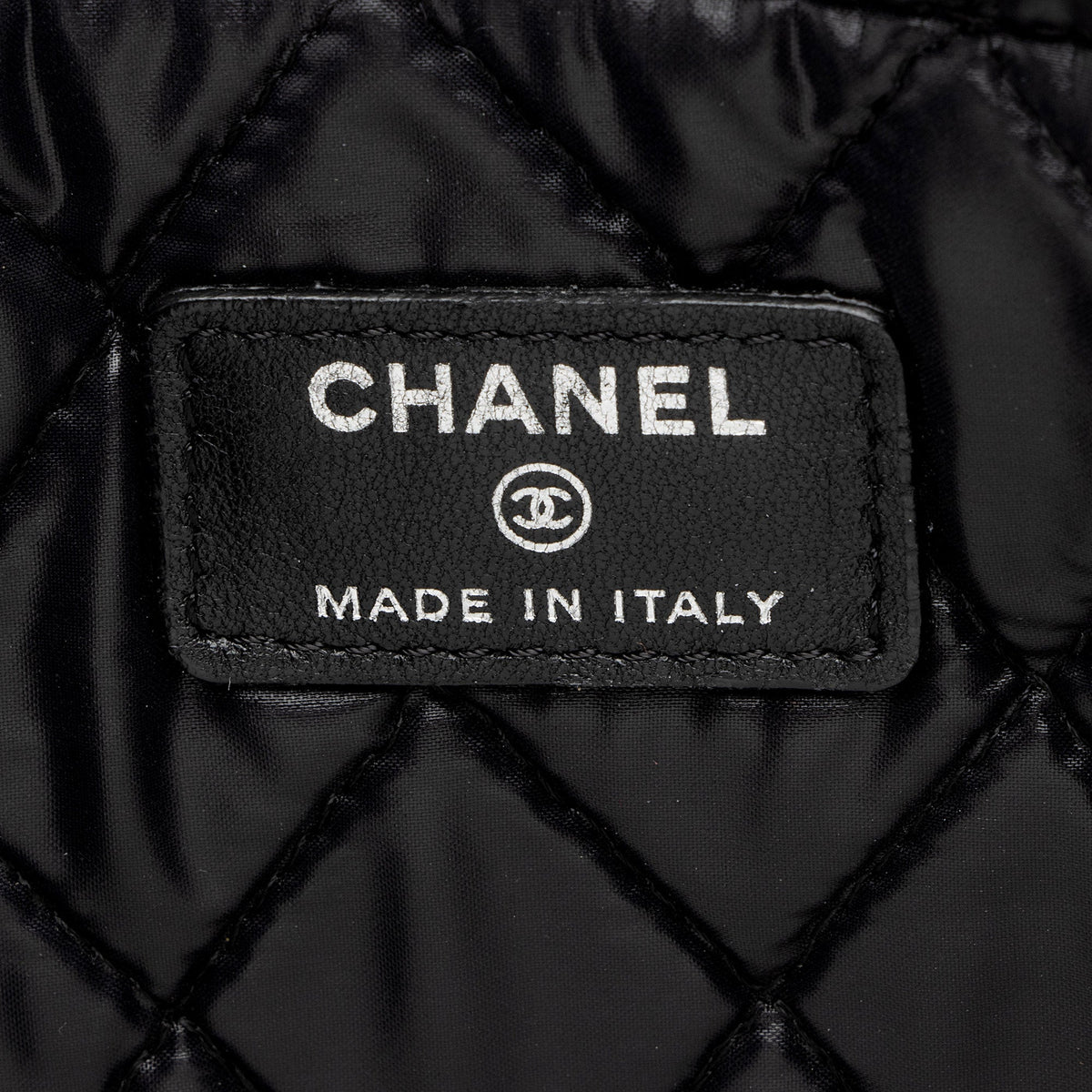 Chanel Patent Leather Medium O-Case