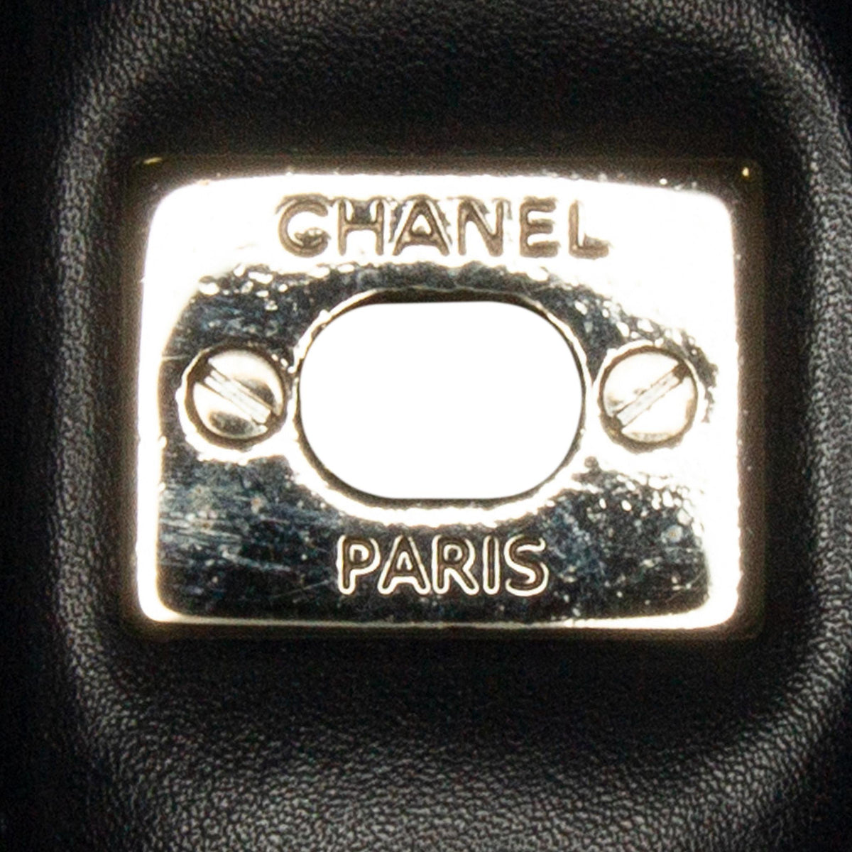 Chanel Perforated Classic Mini Rectangular Flap (SHG-y2Z0bs)
