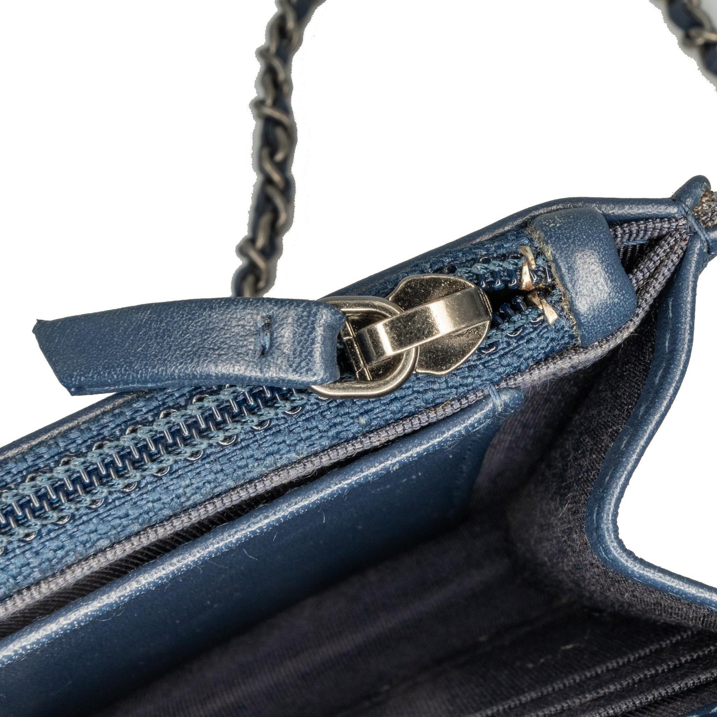 Chanel Quilted Aged Calfskin Gabrielle Wallet On Chain (SHG-BAPP5o)
