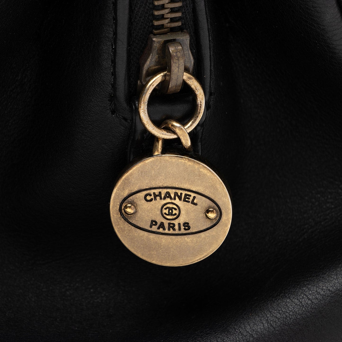 Chanel Quilted Calfskin CC Crown Small Tote (SHF-bToVAu)