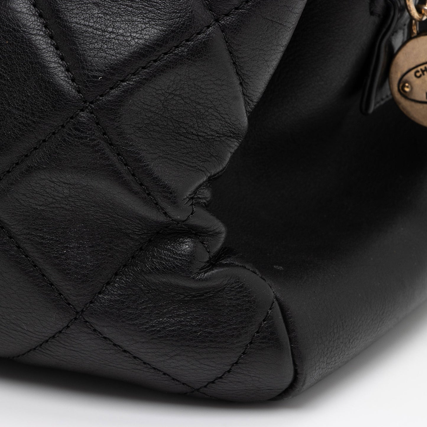 Chanel Quilted Calfskin CC Crown Small Tote (SHF-bToVAu)