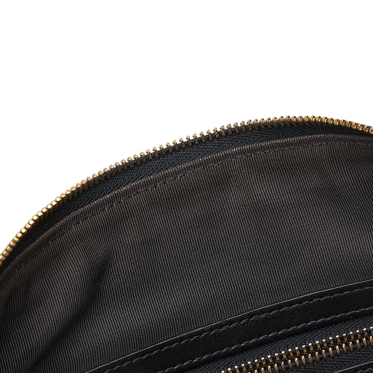 Chanel Quilted Caviar O Case Clutch (SHG-6m9479)