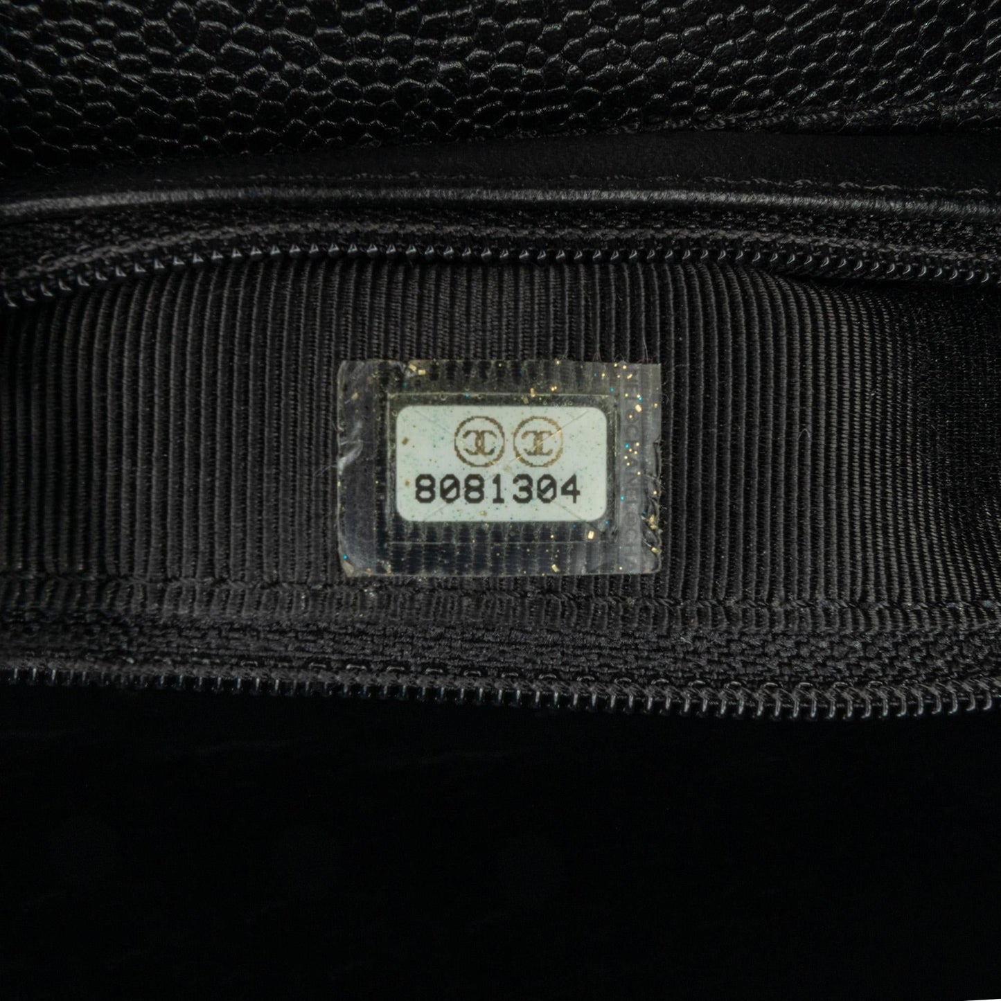 Chanel Quilted Caviar Wood Chain Shoulder Bag (SHG-mtEzPW)
