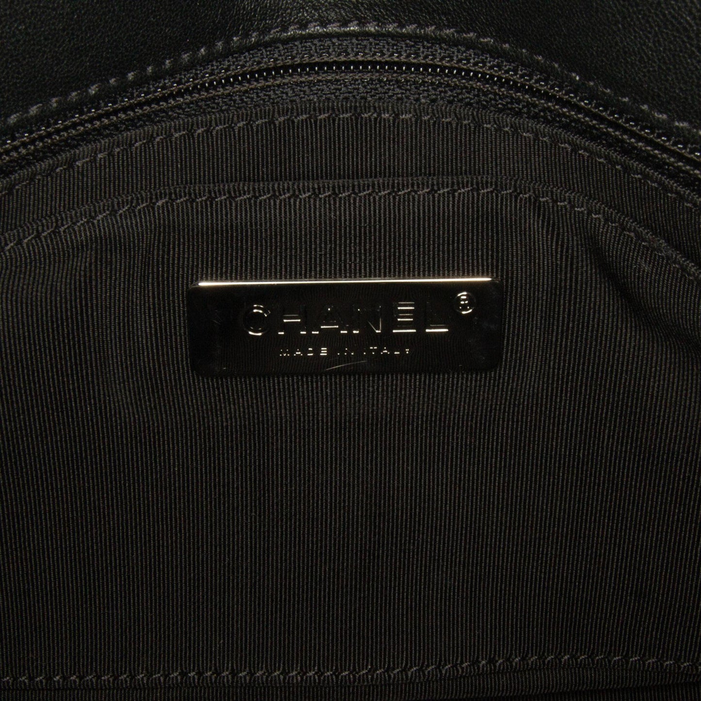 Chanel Quilted Classic Single Flap (SHG-n3i9JL)