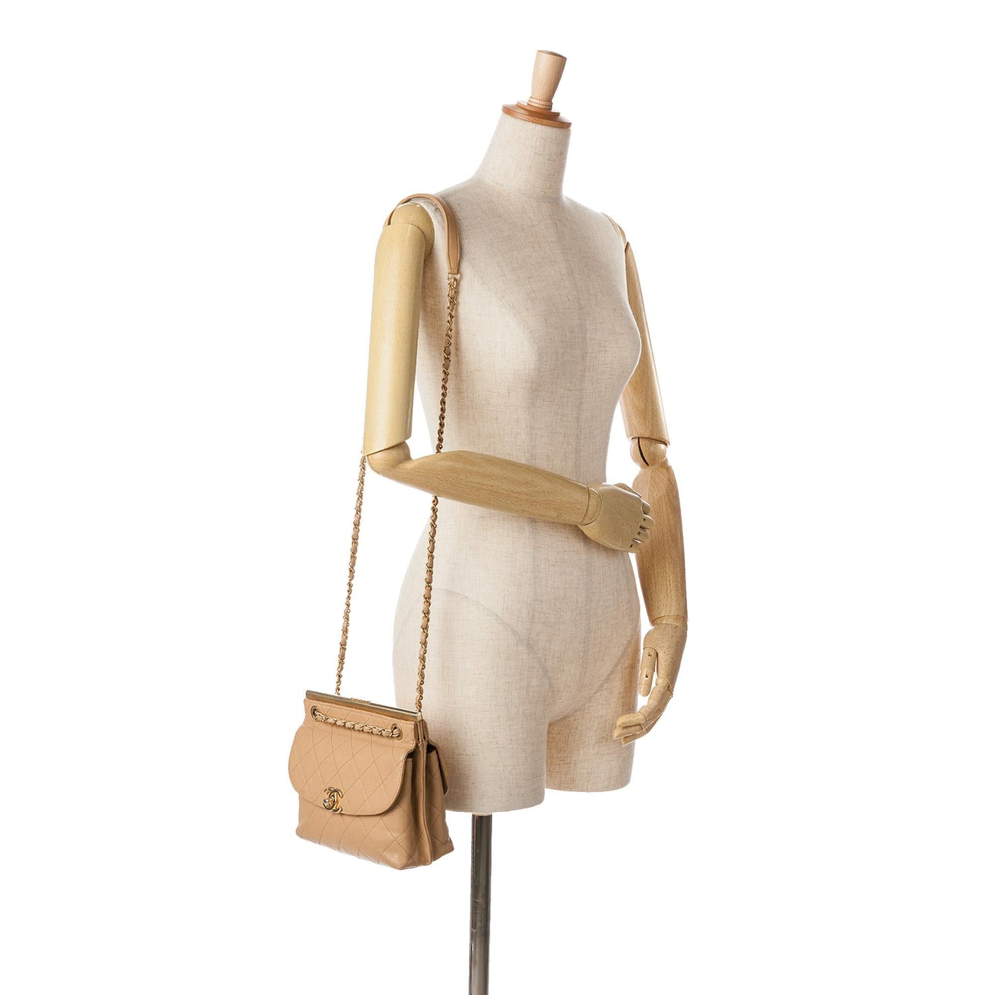 Chanel Quilted Lambskin CC Logo Bar Shoulder Bag (SHG-ZD1wrJ)