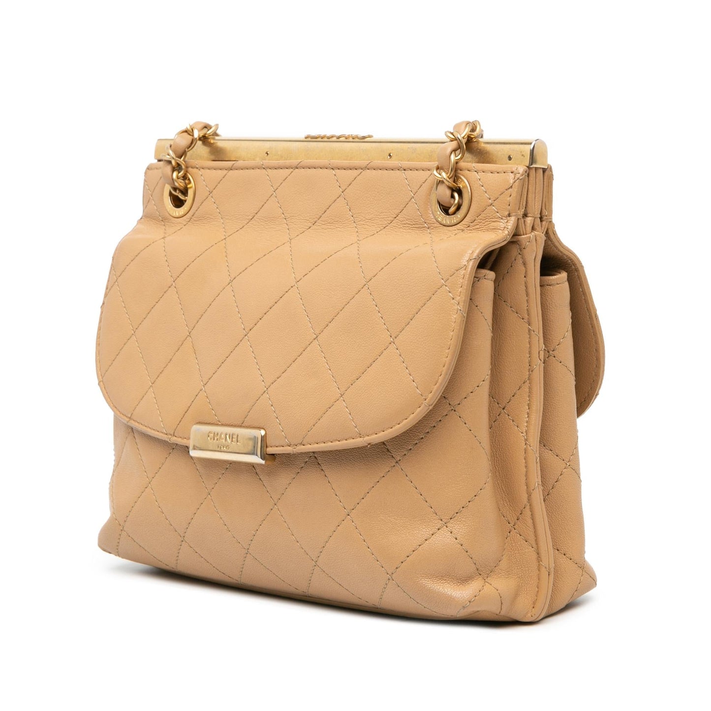 Chanel Quilted Lambskin CC Logo Bar Shoulder Bag (SHG-ZD1wrJ)