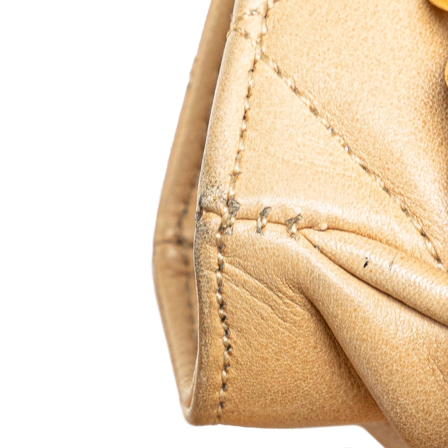 Chanel Quilted Lambskin Shoulder Bag (SHG-lhMLve)