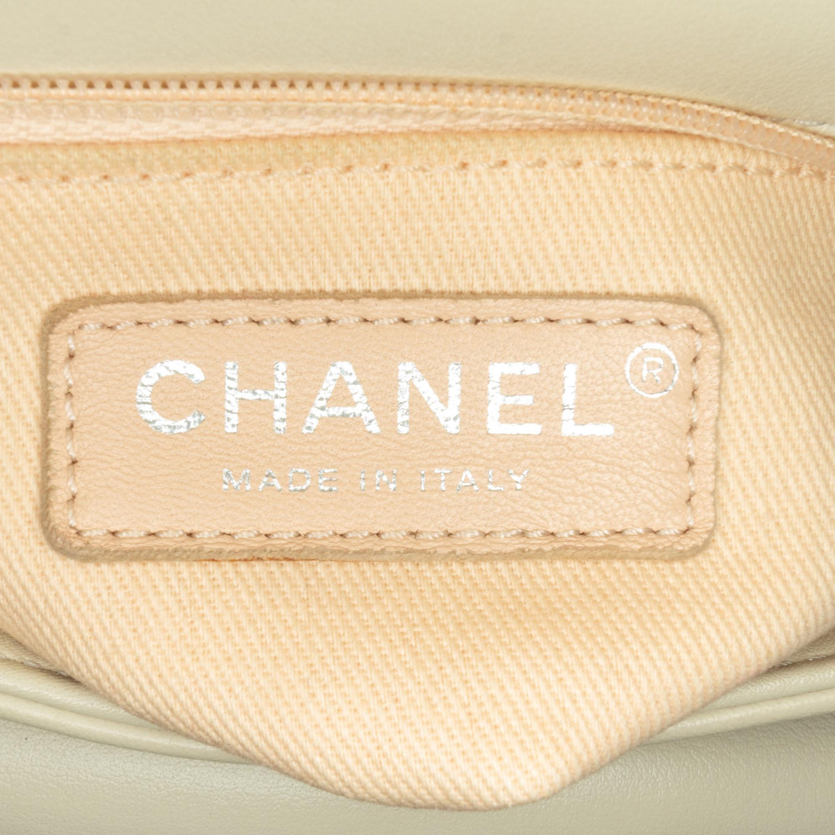 Chanel Small Calfskin Coco Eyelets Round Flap (SHG-J36UdW)