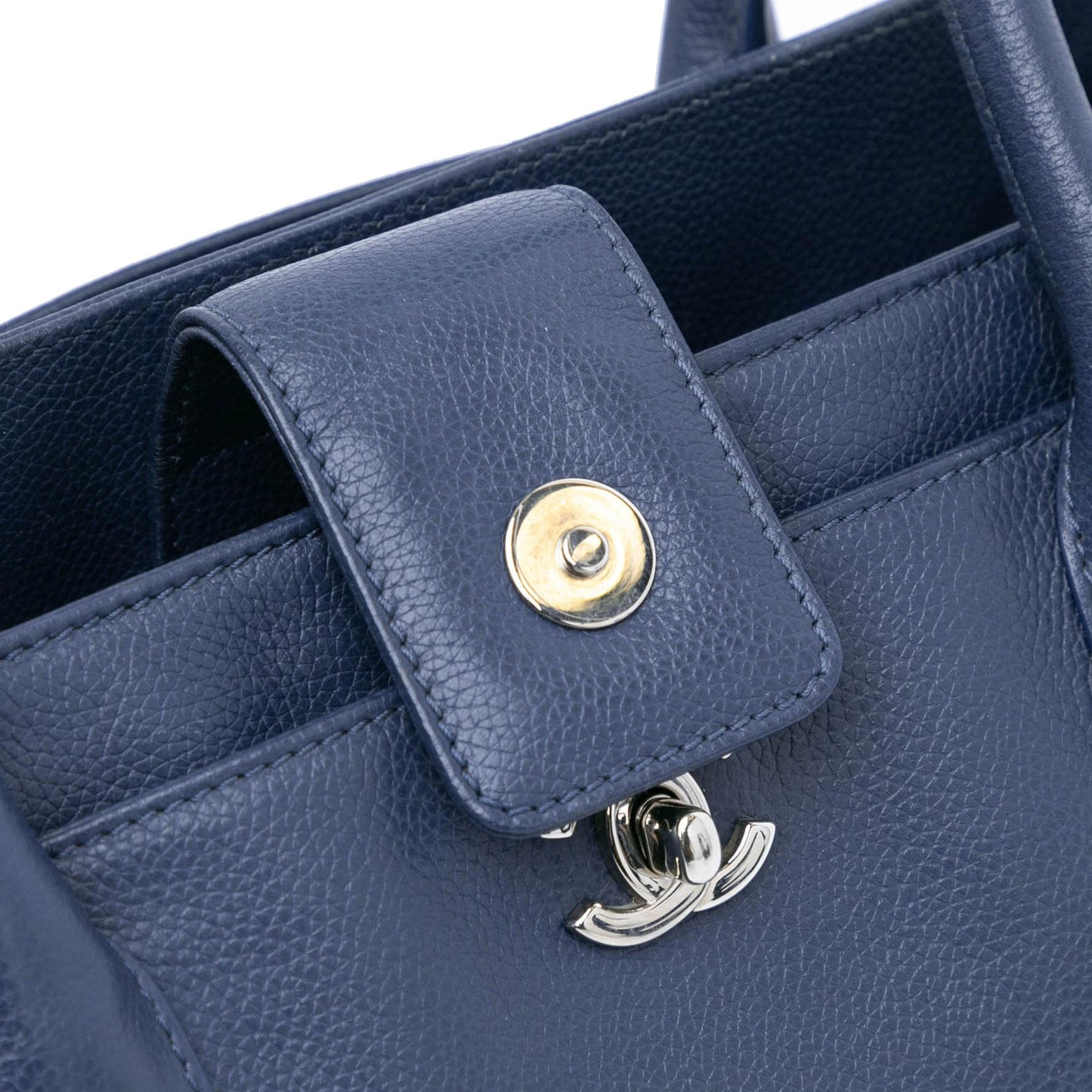 Chanel Small Calfskin Executive Cerf Tote (SHG-nw1nbQ)