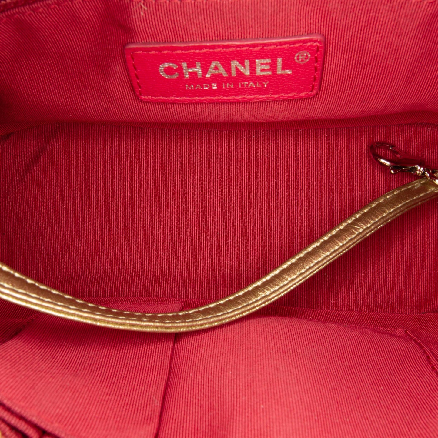 Chanel Small Calfskin Gabrielle Crossbody Bag (SHG-HN6osJ)