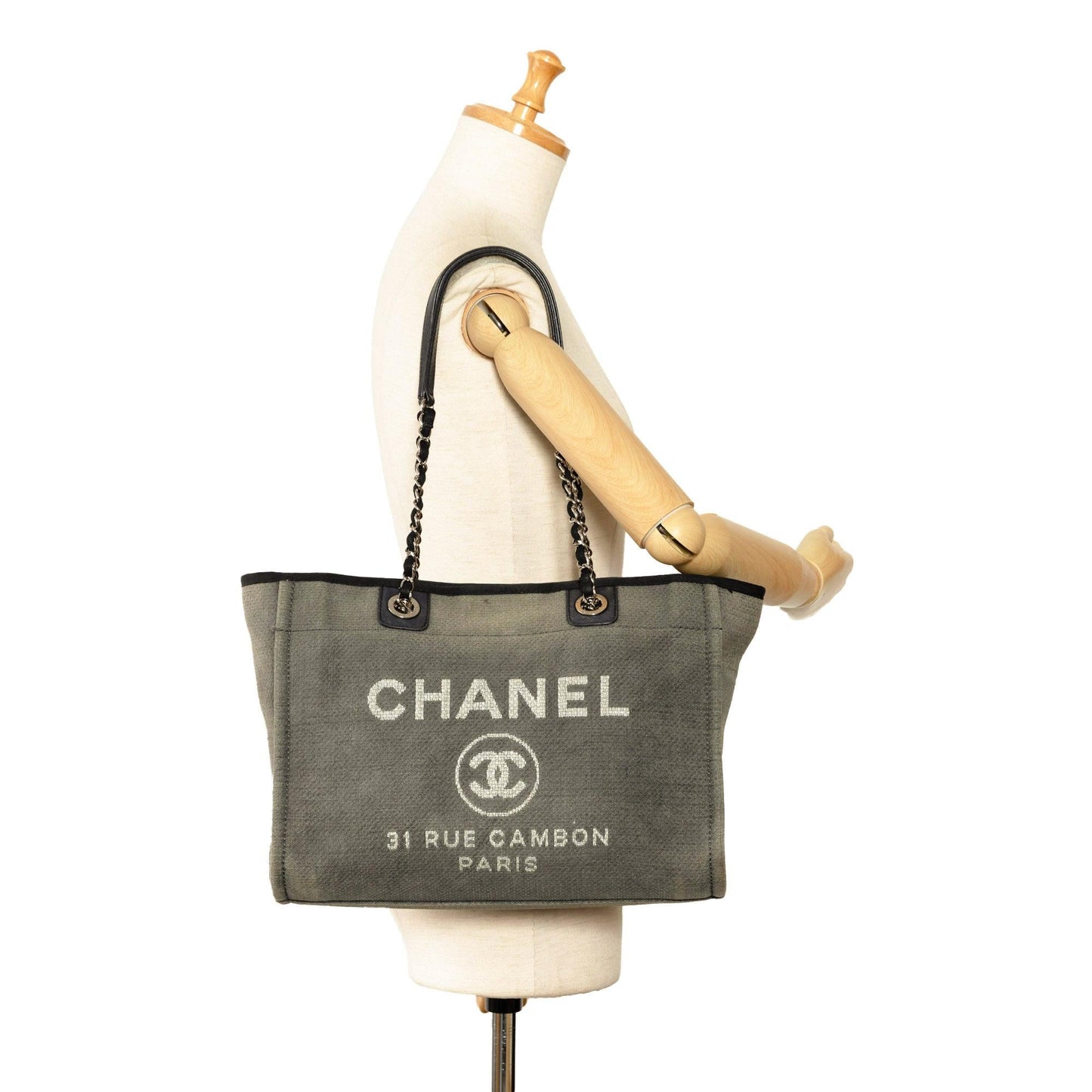 Chanel Small Canvas Deauville Tote (SHG-mmN7Cl)