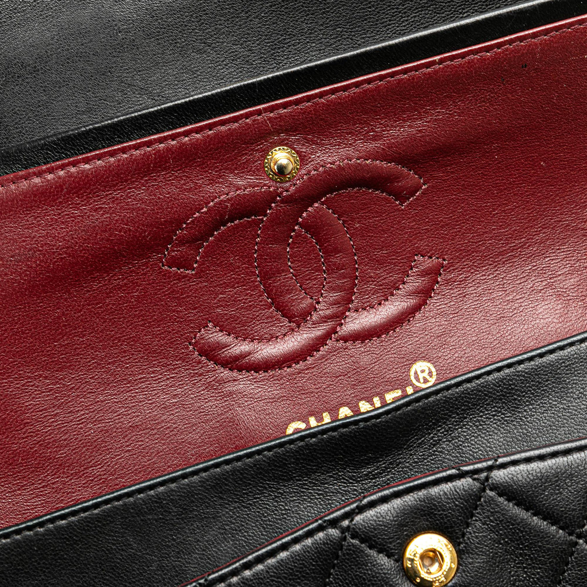 Chanel Small Classic Lambskin Double Flap (SHG-ZA1qw1)