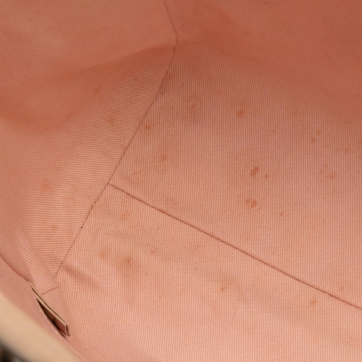 Chanel Small Deauville Tote Bag (SHG-PwaxUa)