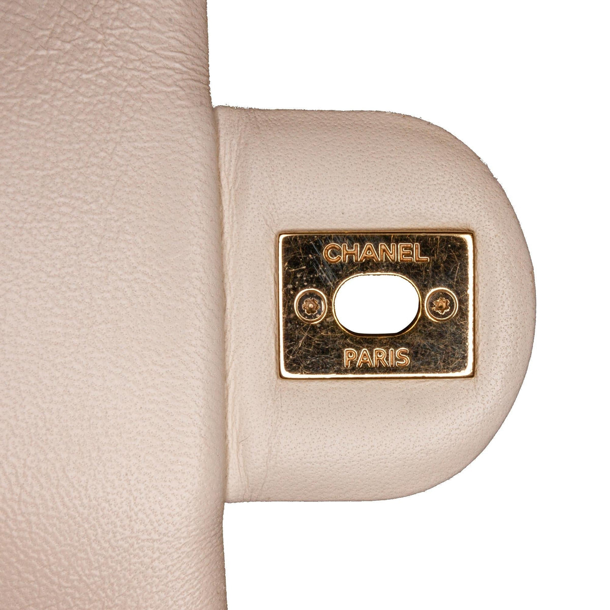 Chanel Small Elegant Chain Single Flap (SHG-fx2KQZ)