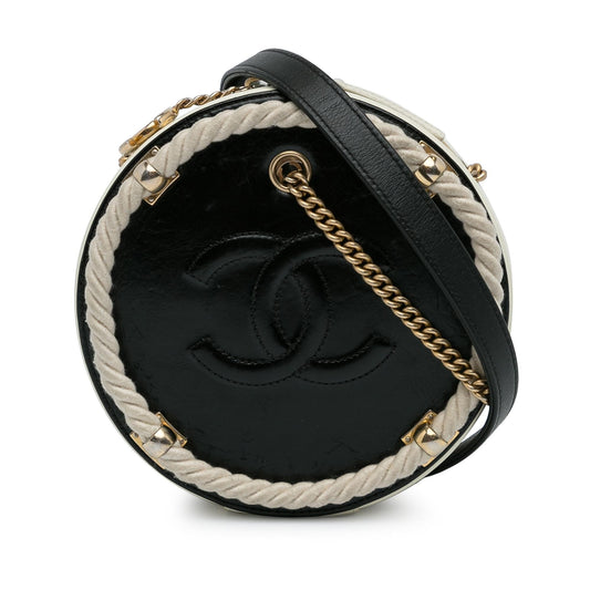 Chanel Small En vogue Round Crossbody (SHG-sr6Be6)