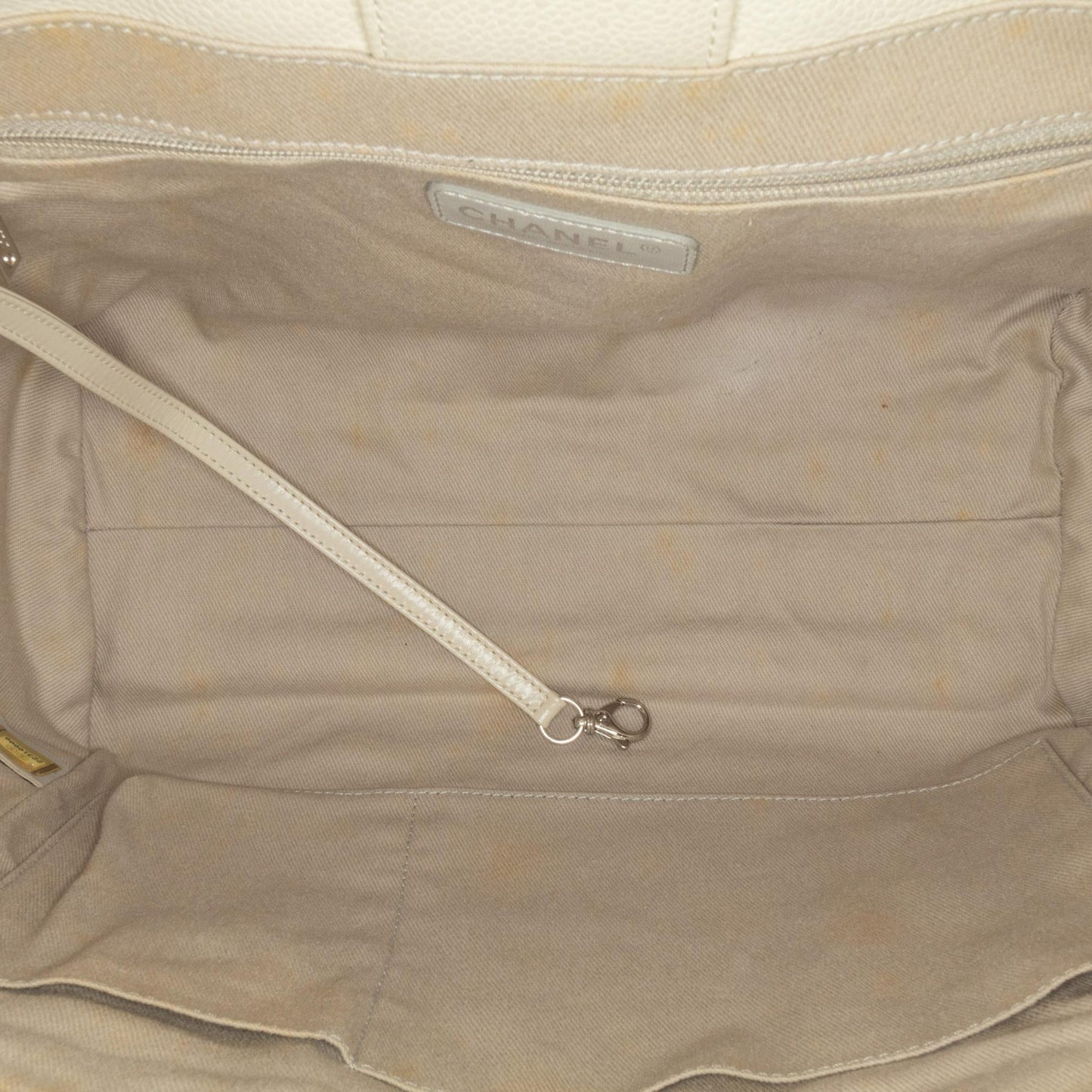 Chanel Small Glazed Calfskin Deauville Tote (SHG-qABtQL)