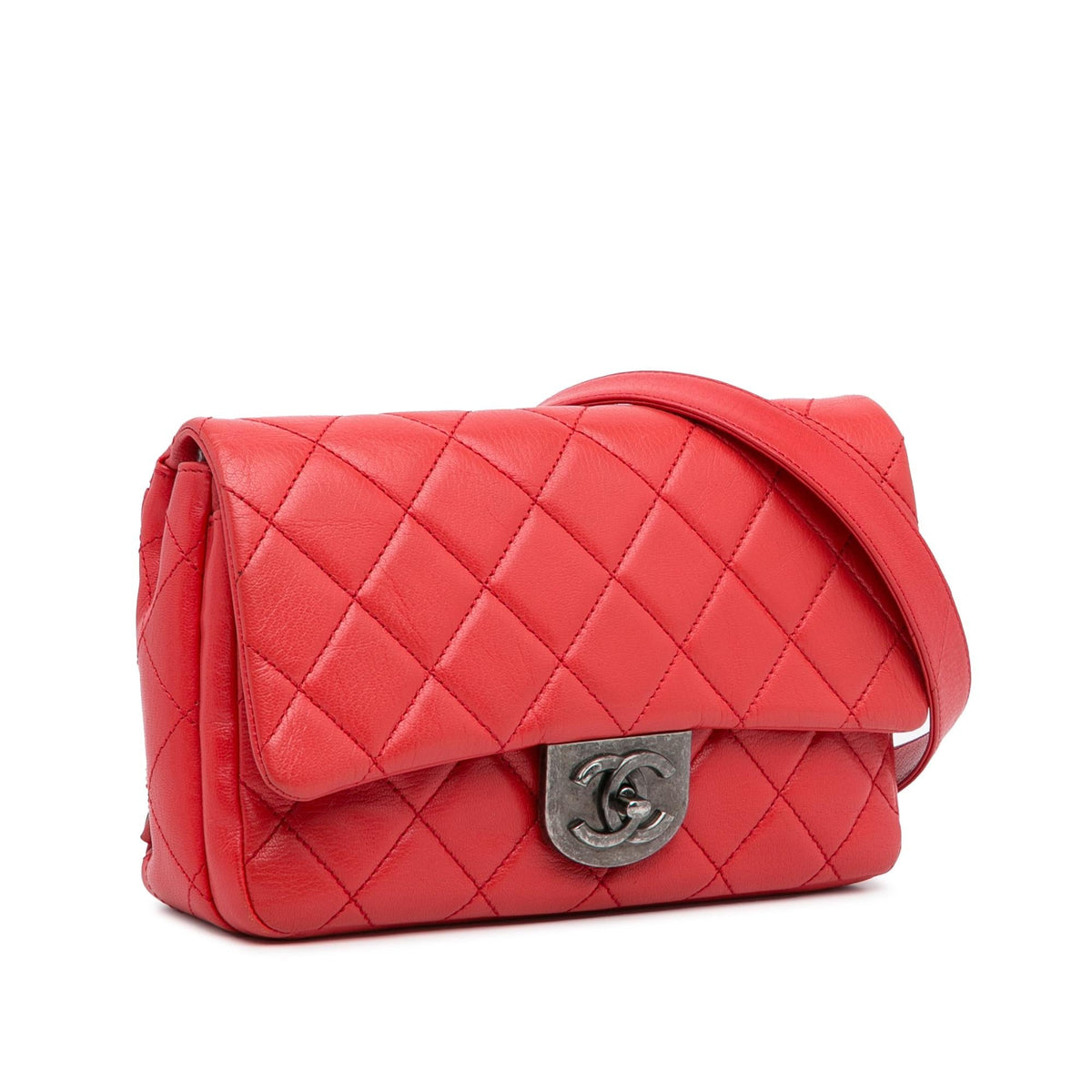 Chanel Small Goatskin Double Carry Waist Chain Flap (SHG-U5WSIb)