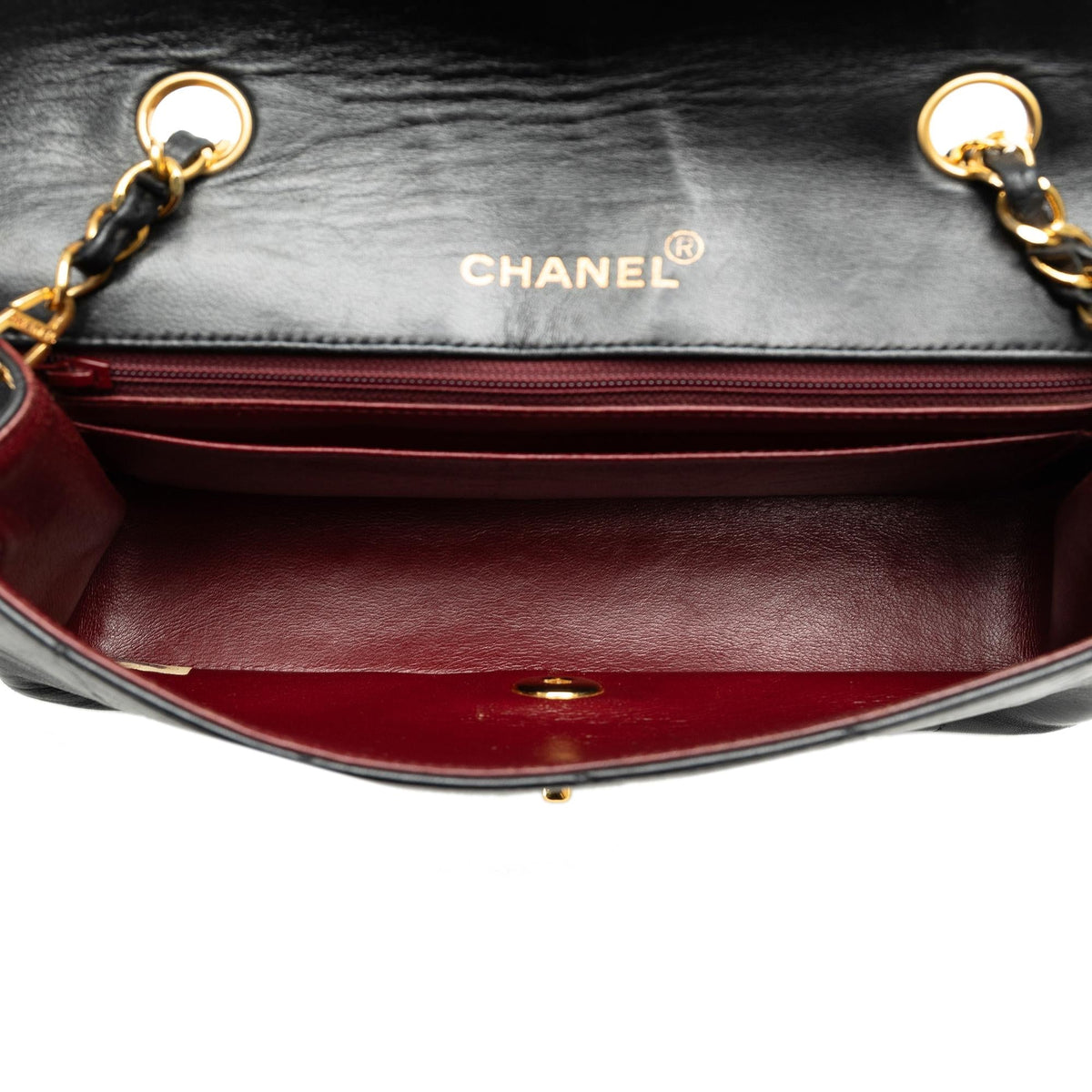 Chanel Small Lambskin Diana (SHG-eN7gJW)