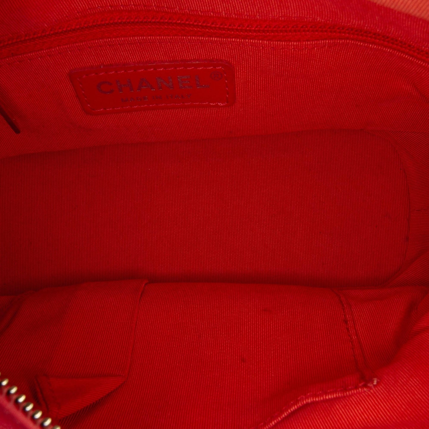 Chanel Small Lambskin Gabrielle Crossbody Bag (SHG-Ex3JfU)