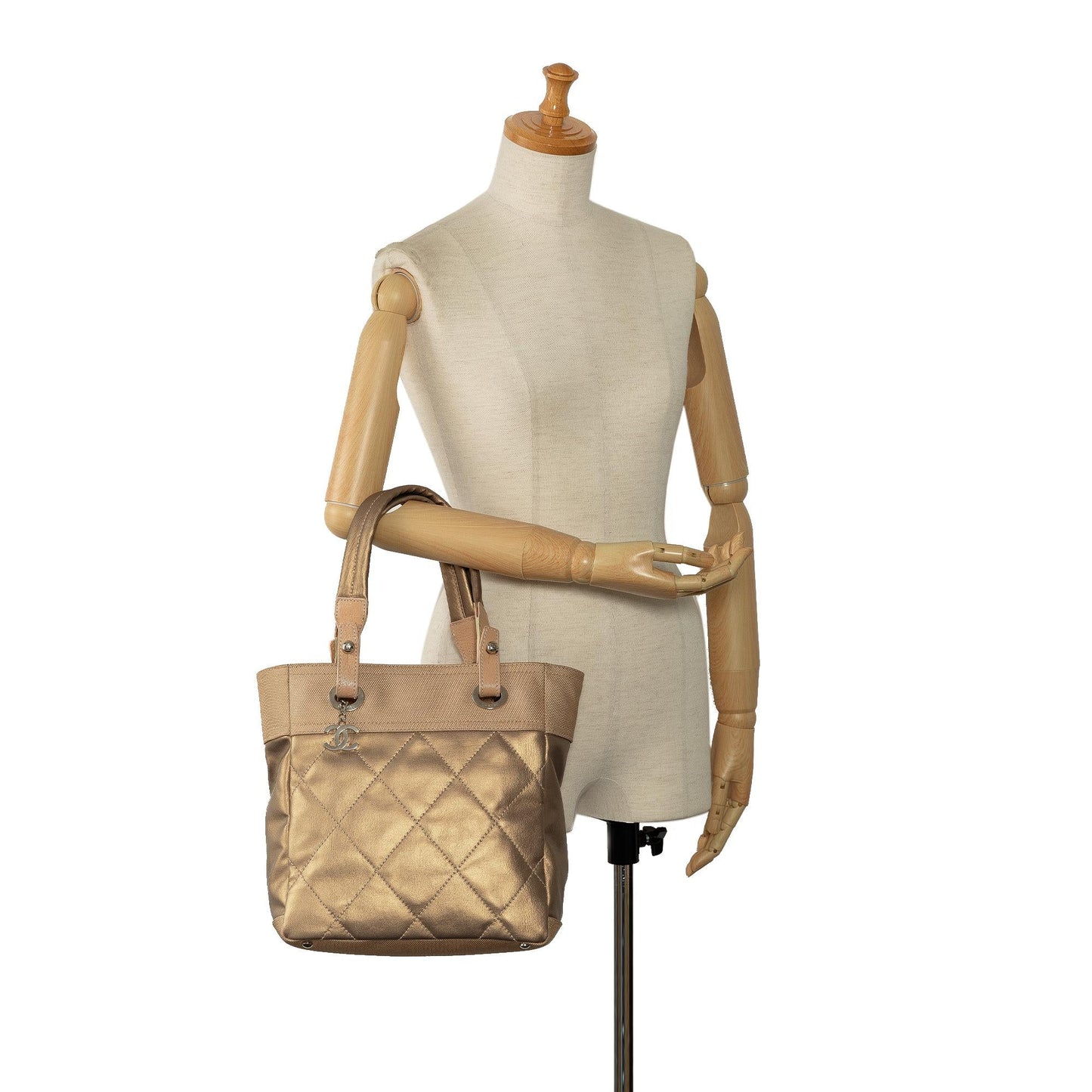 Chanel Small Paris-Biarritz Tote (SHG-tenv7D)