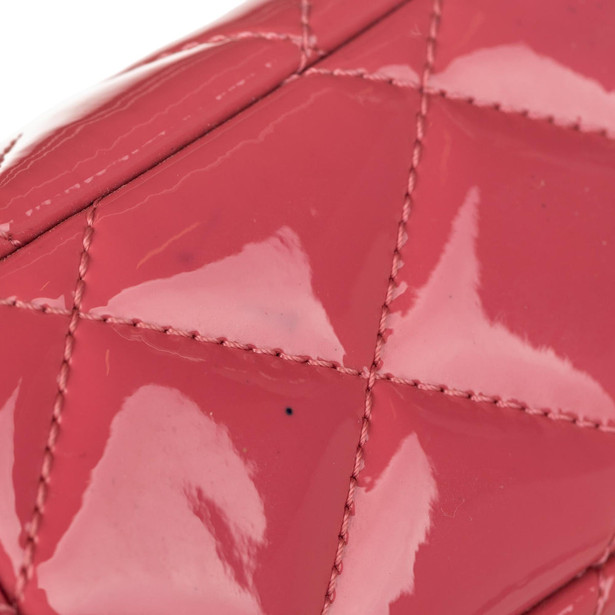 Chanel Small Patent Coco Shine Flap (SHG-gsbRfe)