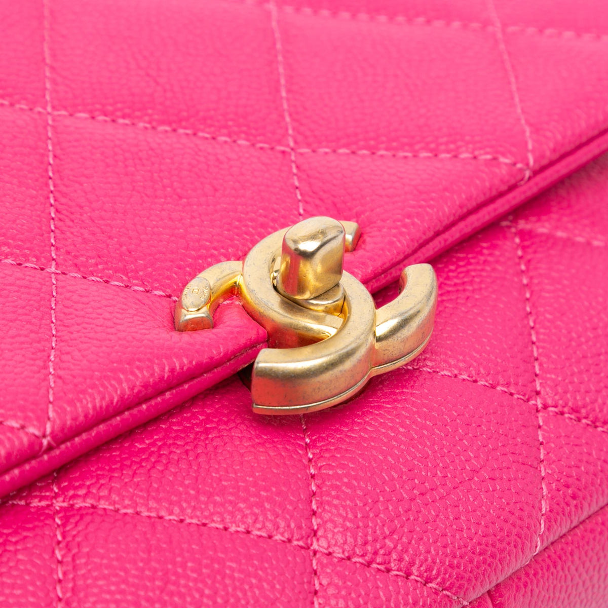Chanel Small Quilted Caviar Chain Melody Flap (SHG-NhLCtj)