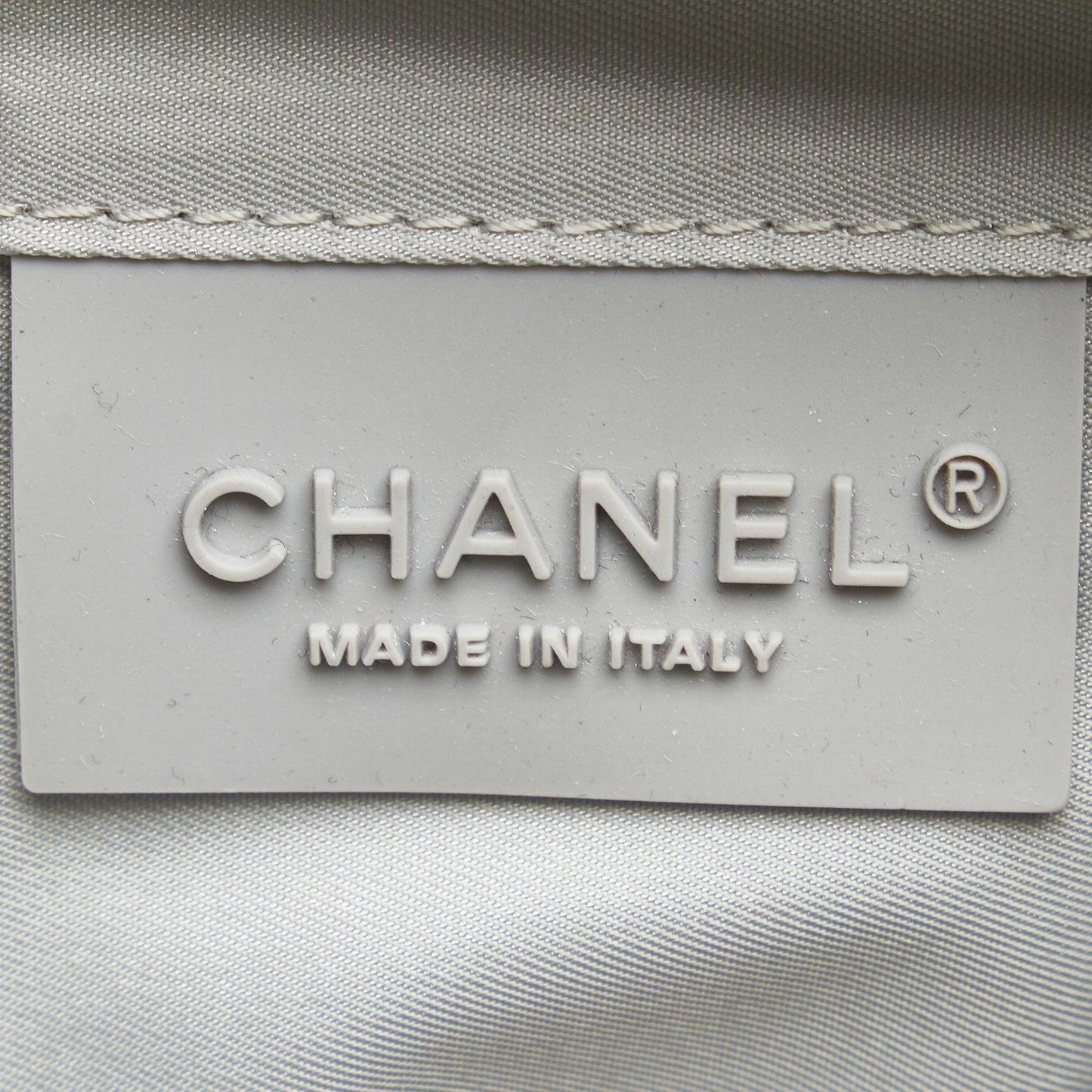 Chanel Sport Line Crossbody (SHG-3WLmHD)