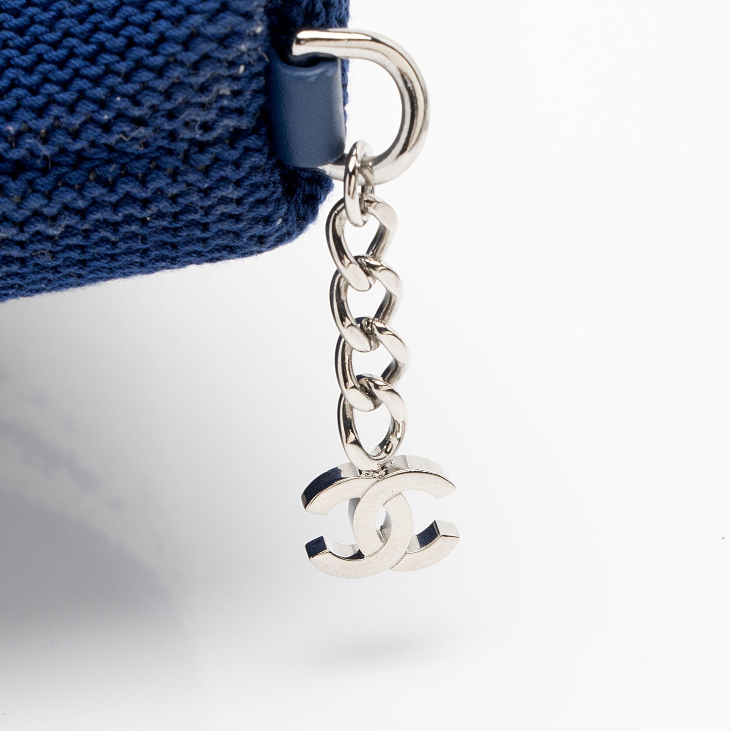 Chanel Terry Cloth Deauville BIarritz Tote (SHF-Ehg7Ex)