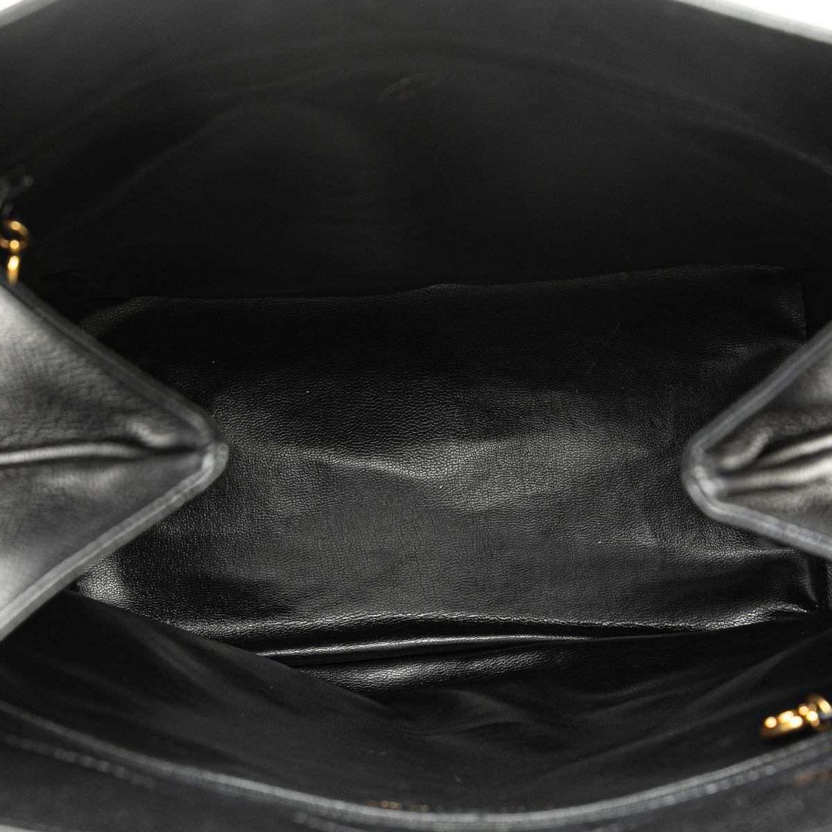 Chanel Triple CC Caviar Bucket (SHG-uce6qb)