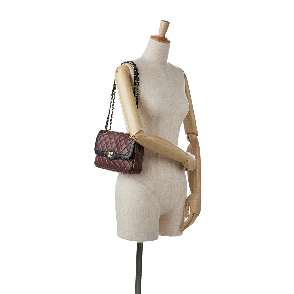 Chanel Two-Tone Day Flap Bag (SHG-ot7tWD)