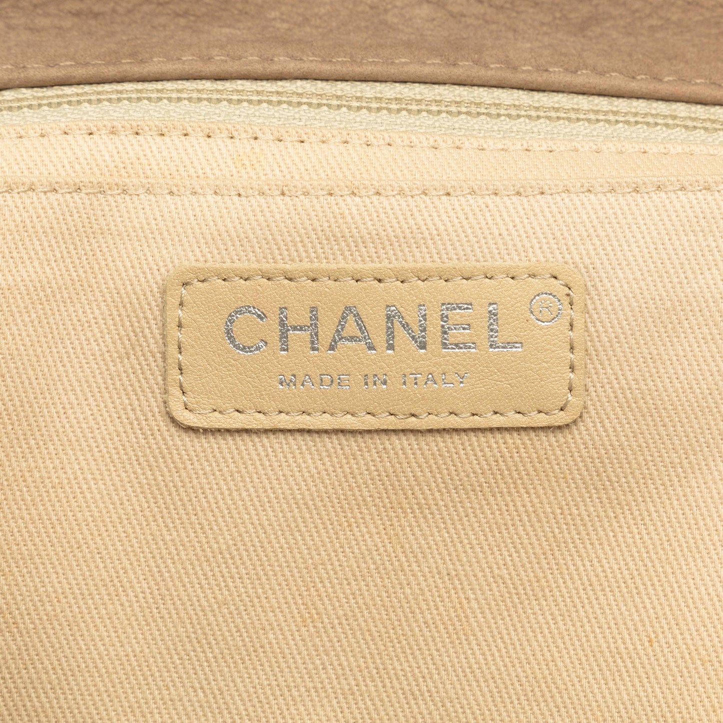 Chanel Ultimate Stitch Accordion Shoulder Bag (SHG-lSrJXY)