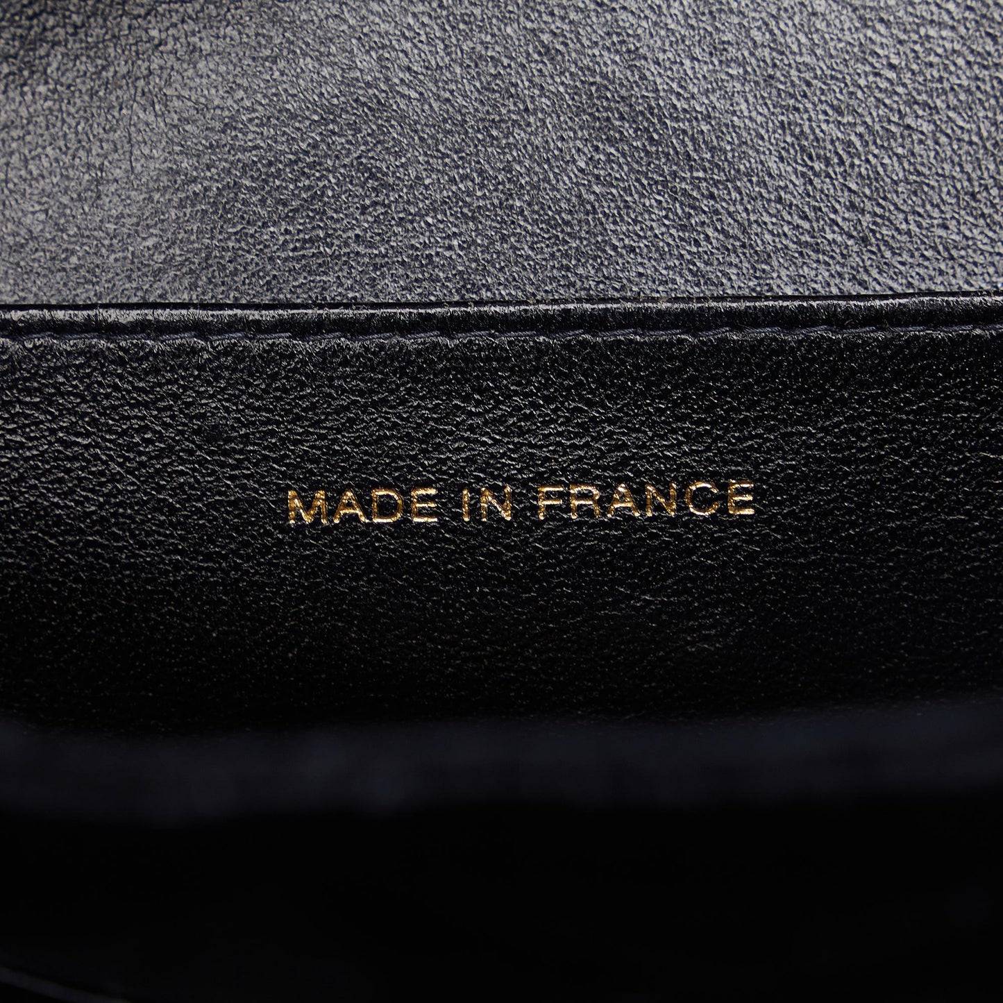 Chanel Velvet Medallion Tote (SHG-O6Jpwf)